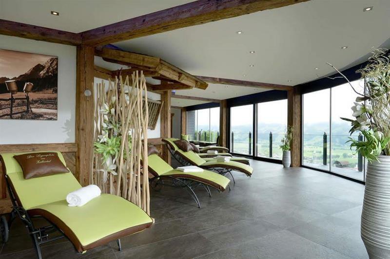 Hotel Waldfriede - Der Logenplatz Im Zillertal Fuegen Exterior photo